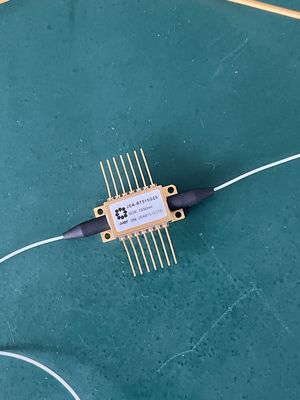 Janhoo 1550nm G=35dB επαγγελματικός πεταλούδας SOA ημιαγωγός οπτικός ενισχυτής
